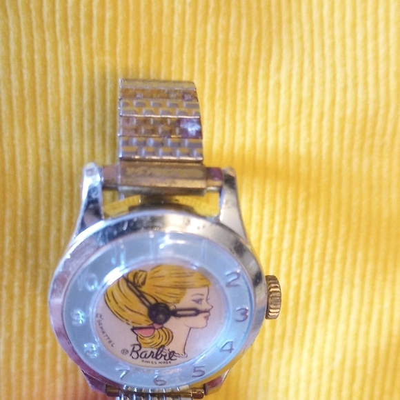 Vintage Swiss Made Barbie Ponytail Watch - Picture 4 of 11